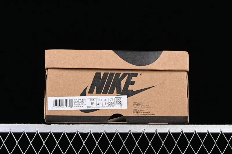 All categories Air Jordan Jordan series basketball shoes Air Jordan 1 High Air Jordan 1 Zoom CMFT AJ1 Joe 1 gray and purple color matching DV1307-205